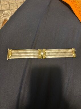 Vintage Gold Tone Mesh Bracelet with Center Accent